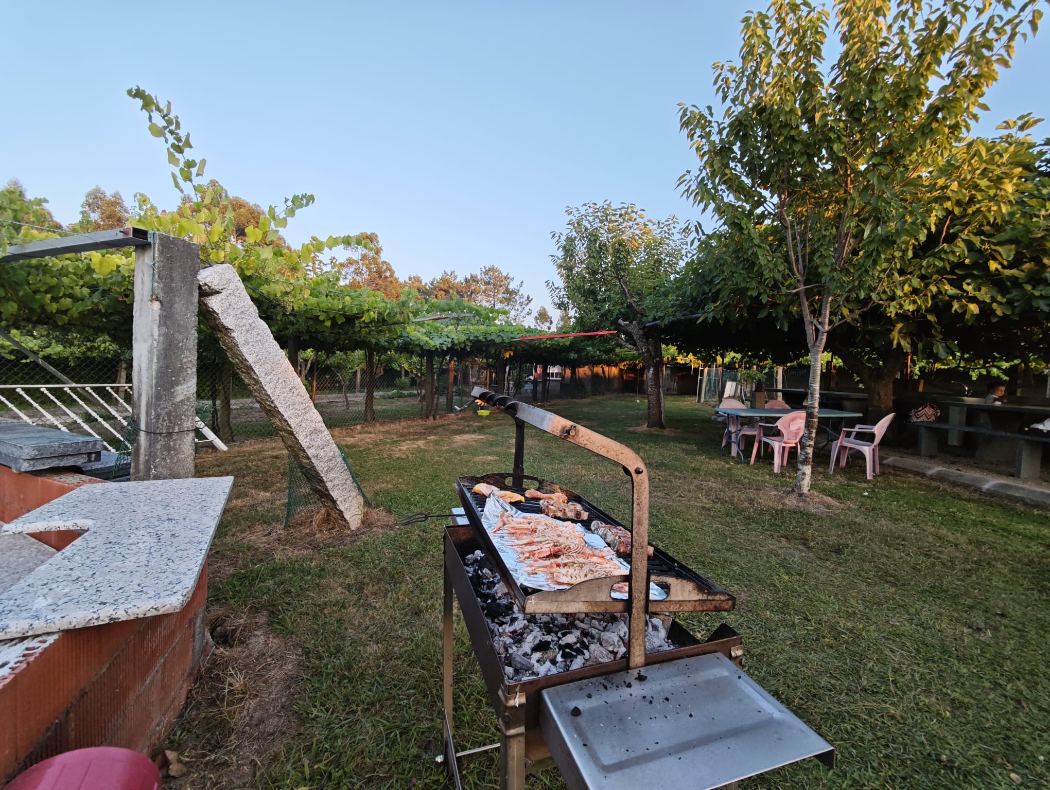 Zona común exterior con barbacoa